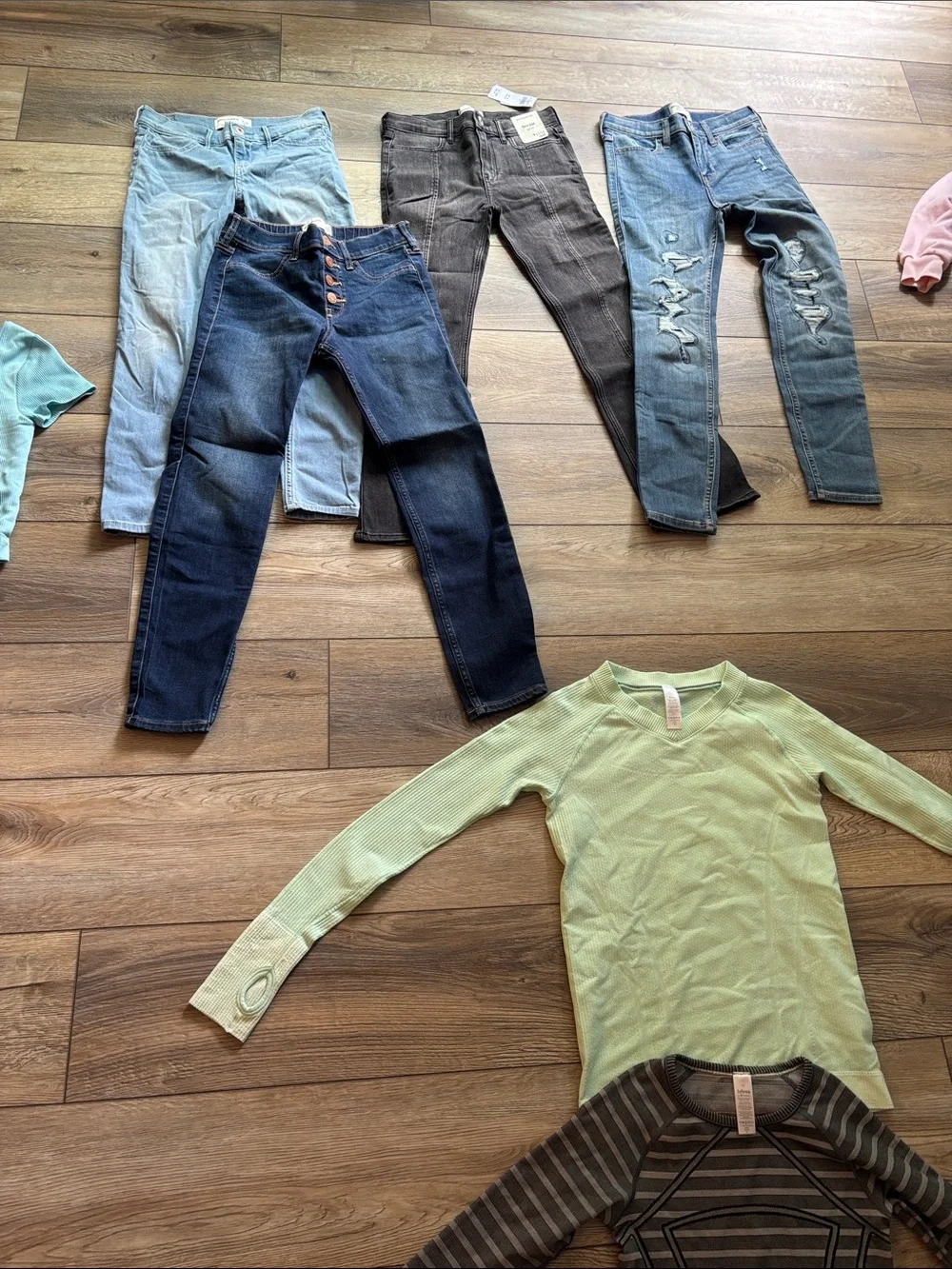 Lot of 13 items - Girls Clothing - Mainly Abercrombie size 11/12